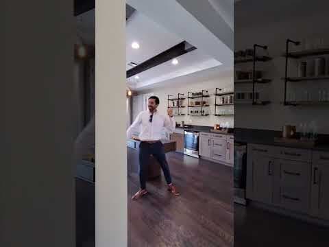¡Esta propiedad de lujo lo tiene todo!