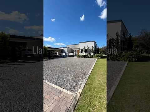 Casa de un nivel ideal para mayores Llano Grande Antioquia Colombia COP$5.000 mm
